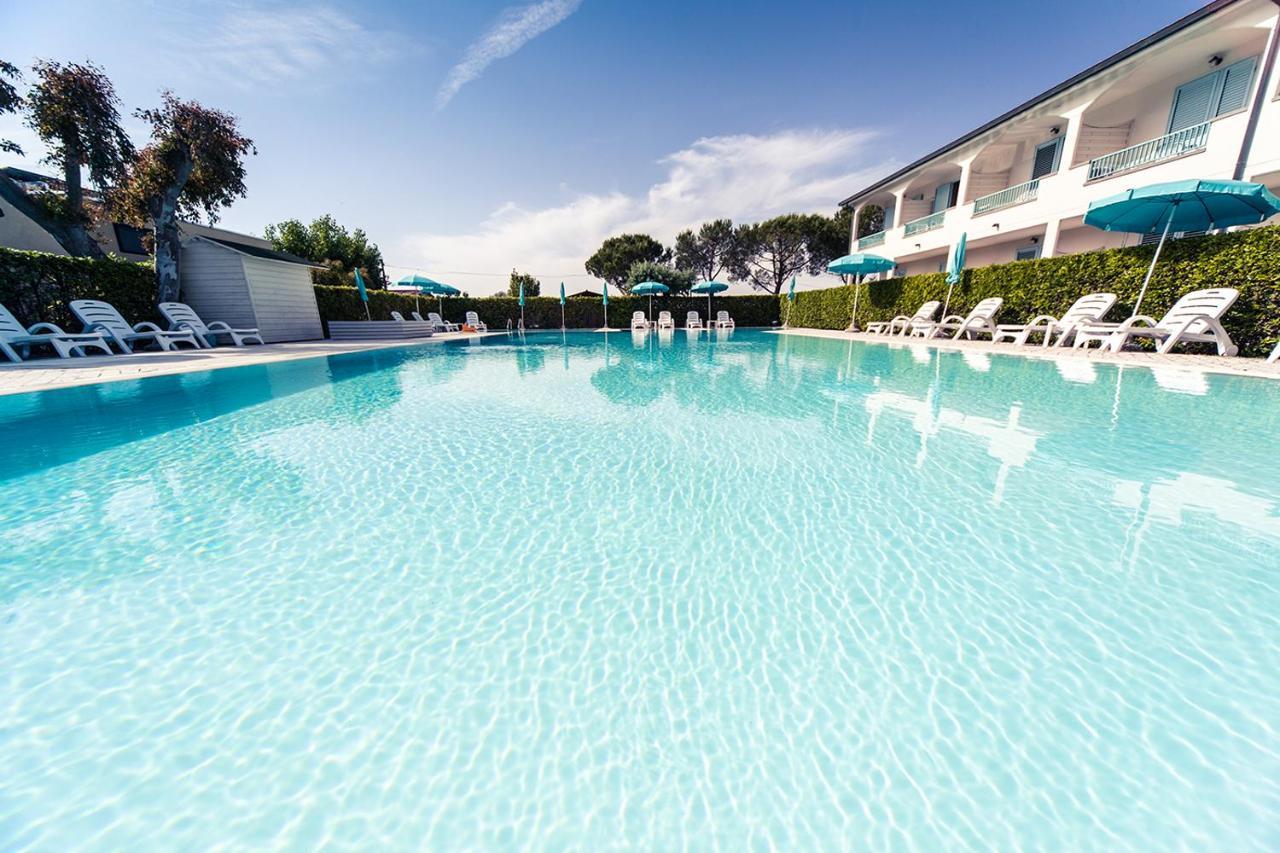 Apartments In Residence In Vada With Swimming Pool 450 Meters From The Sea Ngoại thất bức ảnh